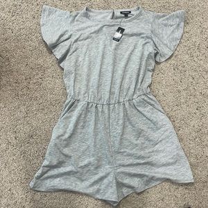 Casual Gray Romper with Pockets!